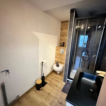 アパート 94 Welkenraedt