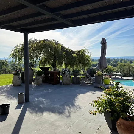 アパート 94 Welkenraedt